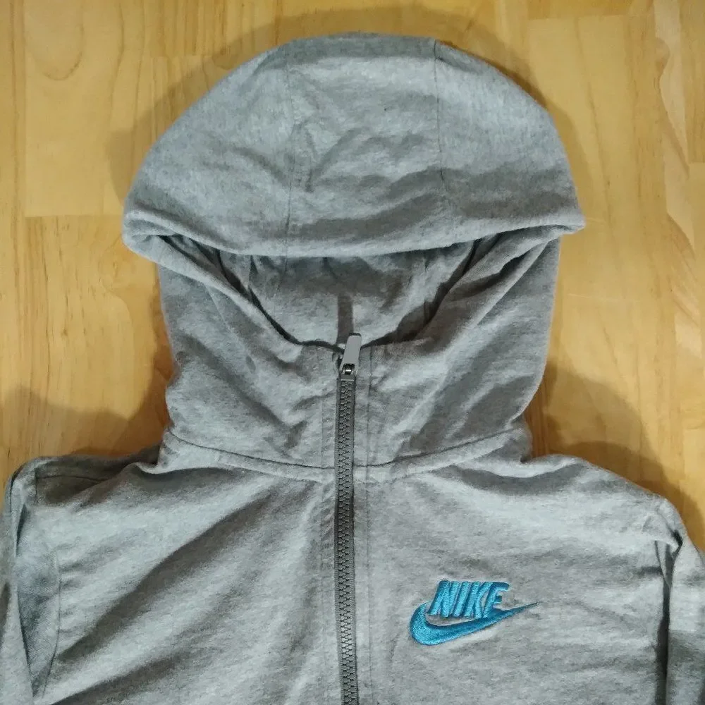 Vintage Nike Logo Lightweight Hoodie Sweatshirt